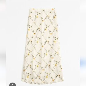 Abercrombie Womens Crinkle Floral Cream Maxi Skirt Size Medium M Spring  White